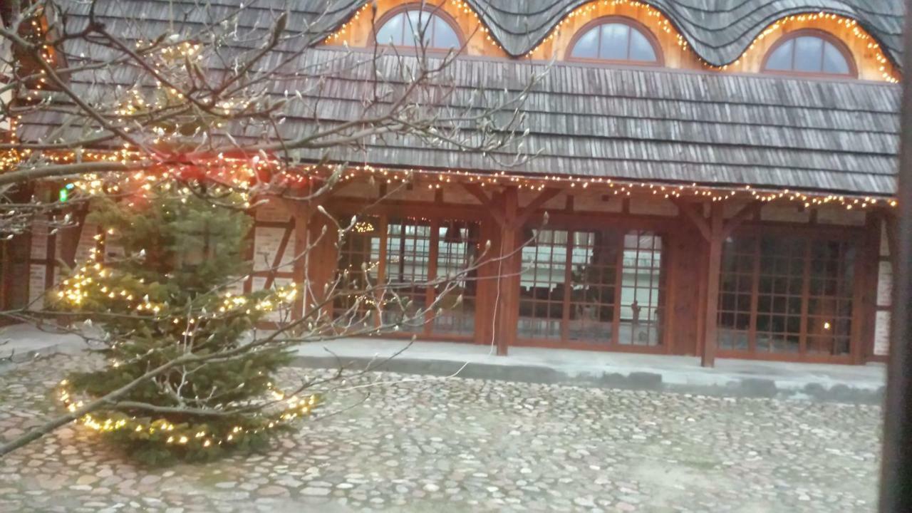 Bed and Breakfast Mak à Murowana Goślina Extérieur photo